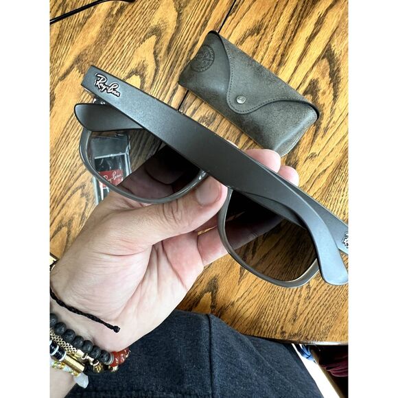 Brand new custom men's Wayfarer Ray-Bans Medium - Picture 2 of 5